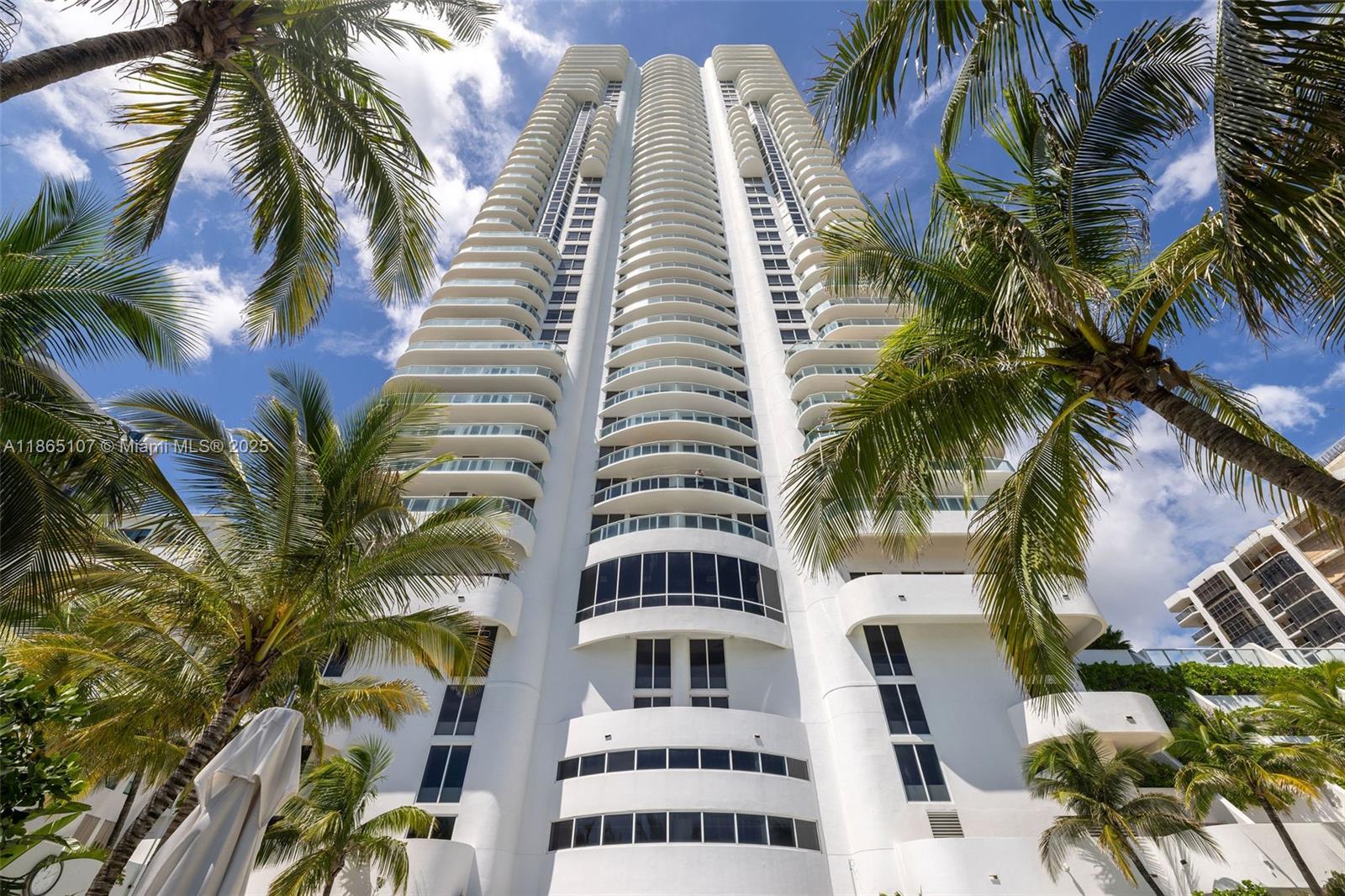 6365 Collins Ave # 2703