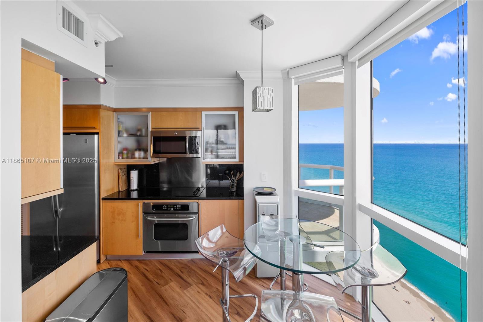 6365 Collins Ave # 2703
