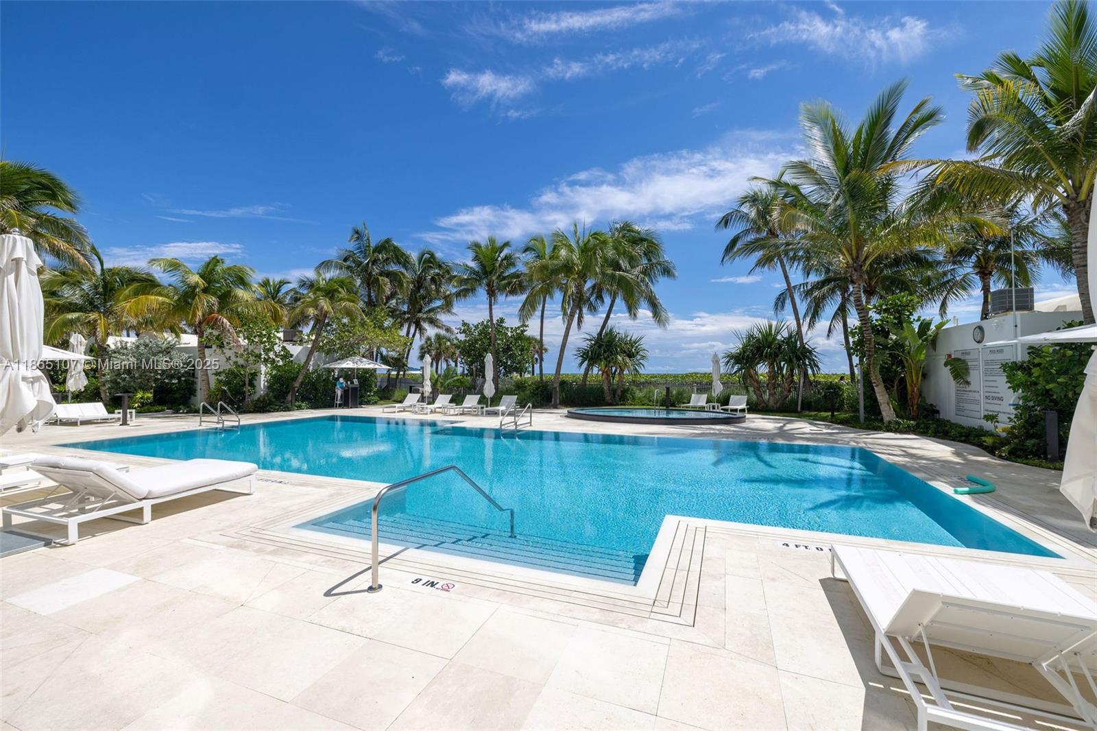 6365 Collins Ave # 2703