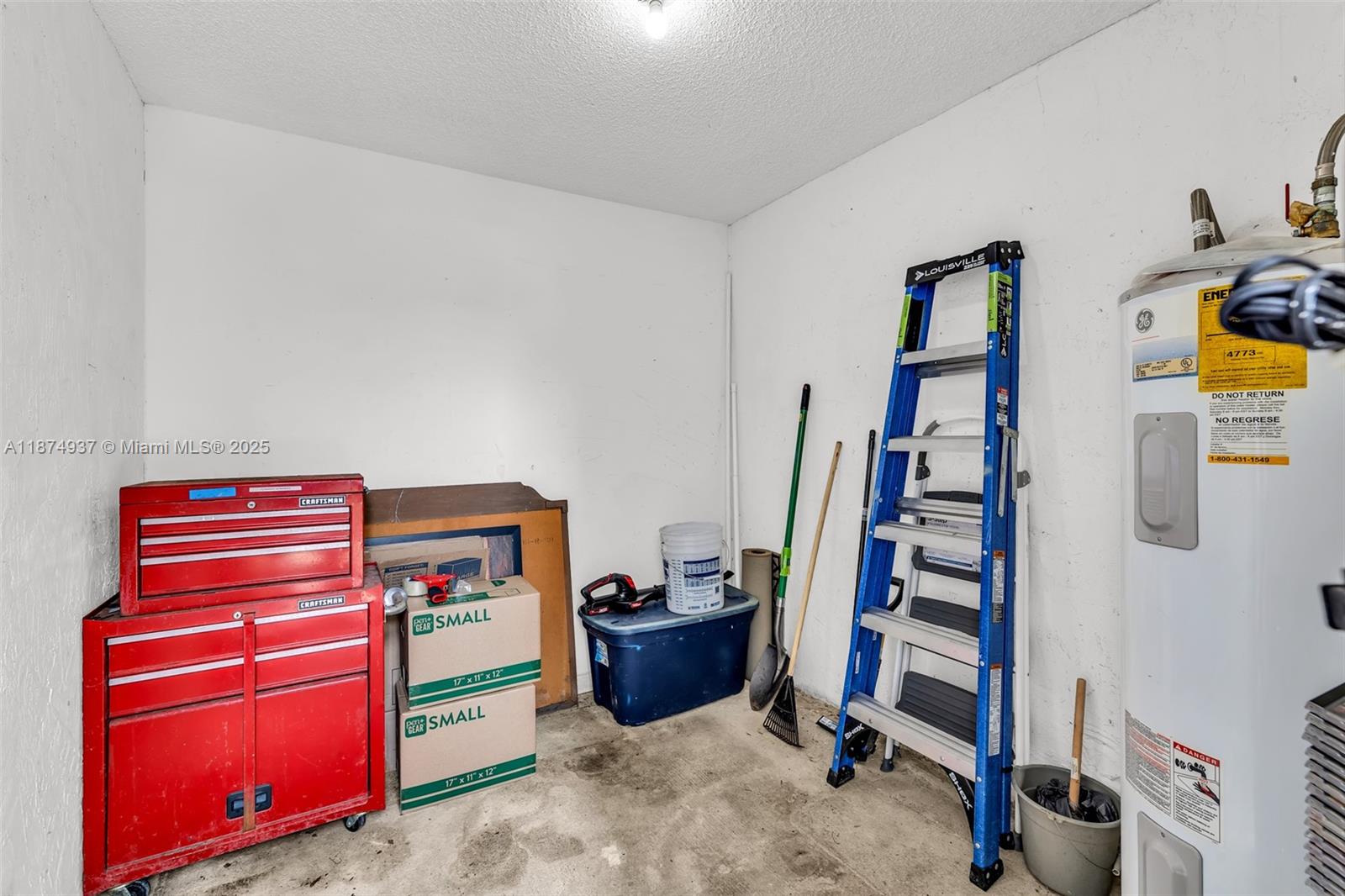 3891 NW 122nd Ter