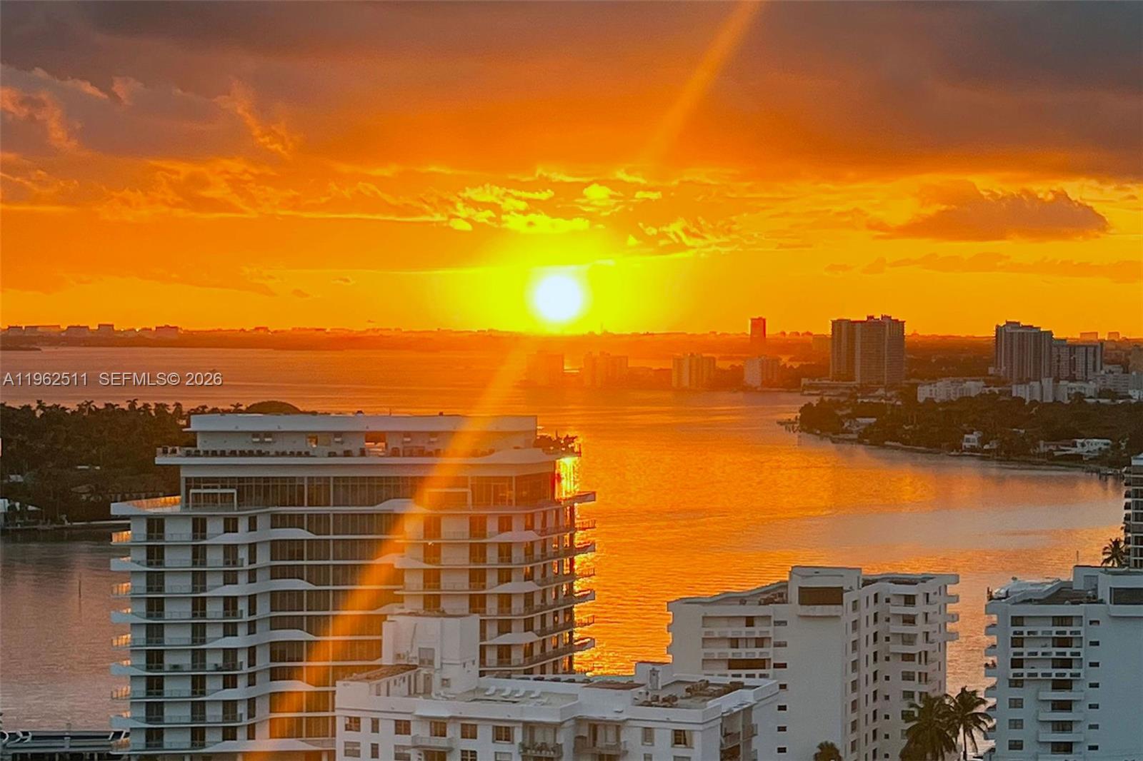 6899 Collins Ave # 1410