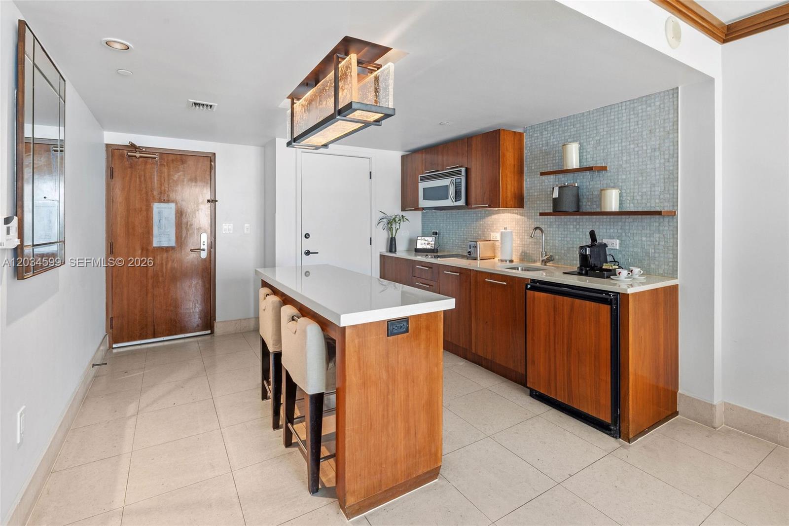 6801 Collins Ave # 1010