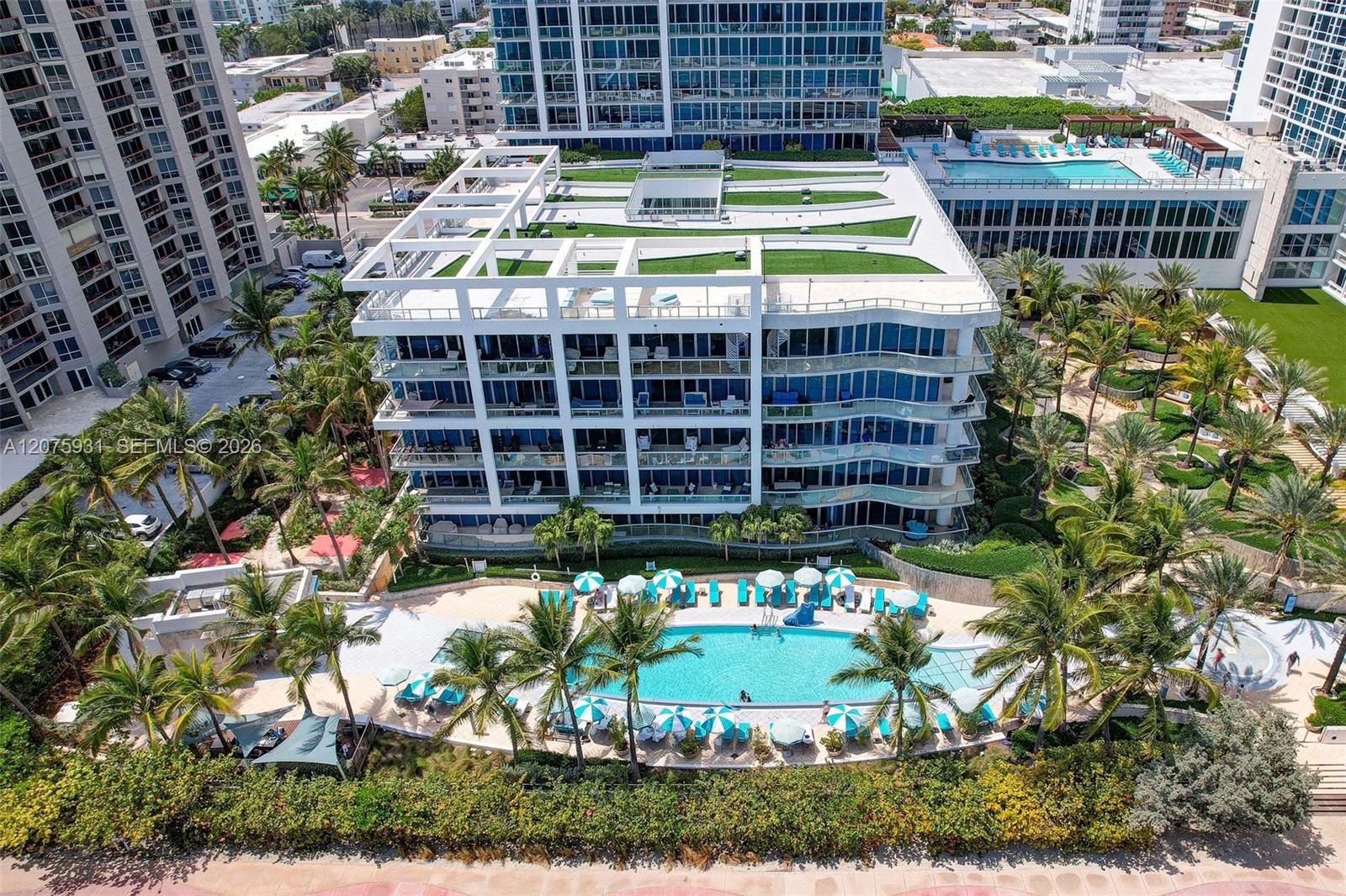 6899 Collins Ave # 1602
