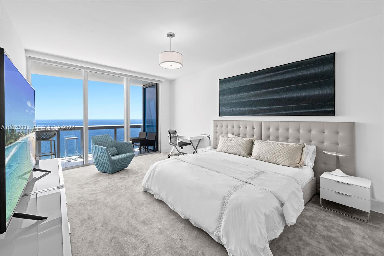 6899 Collins Ave # 1602
