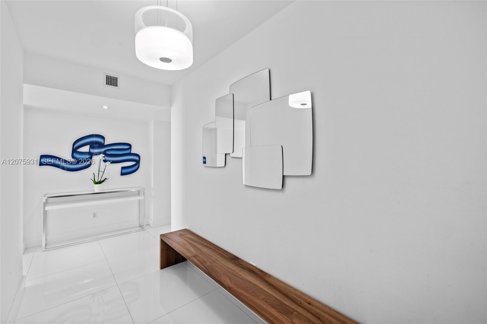 6899 Collins Ave # 1602
