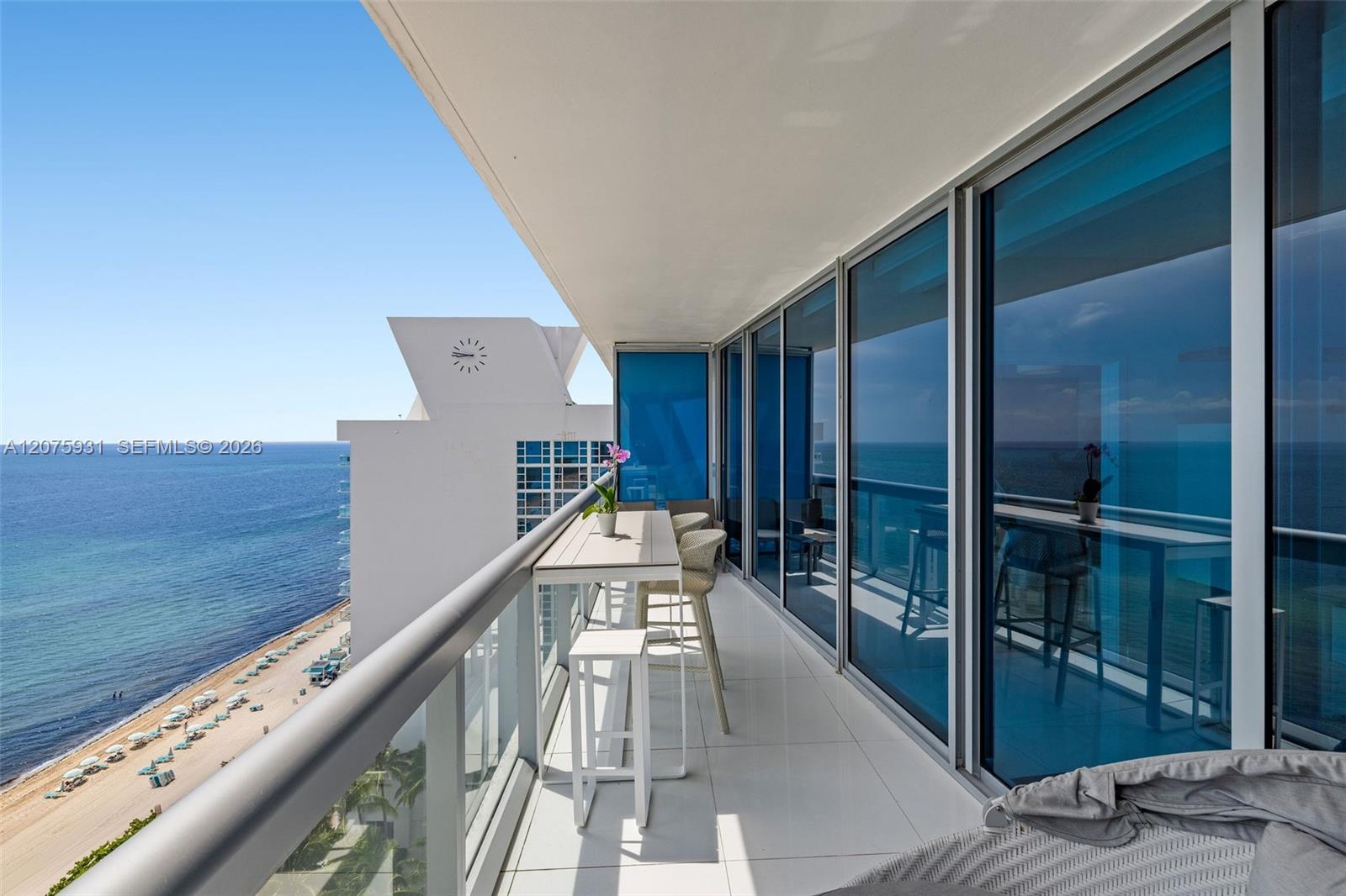 6899 Collins Ave # 1602