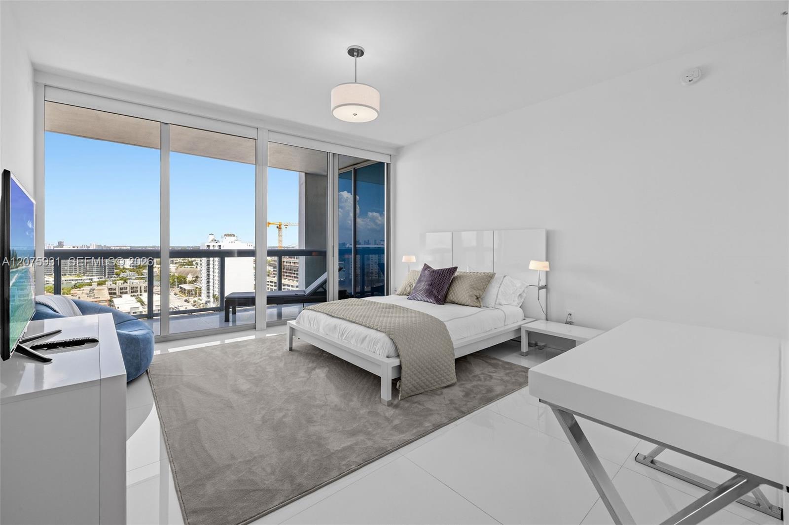 6899 Collins Ave # 1602