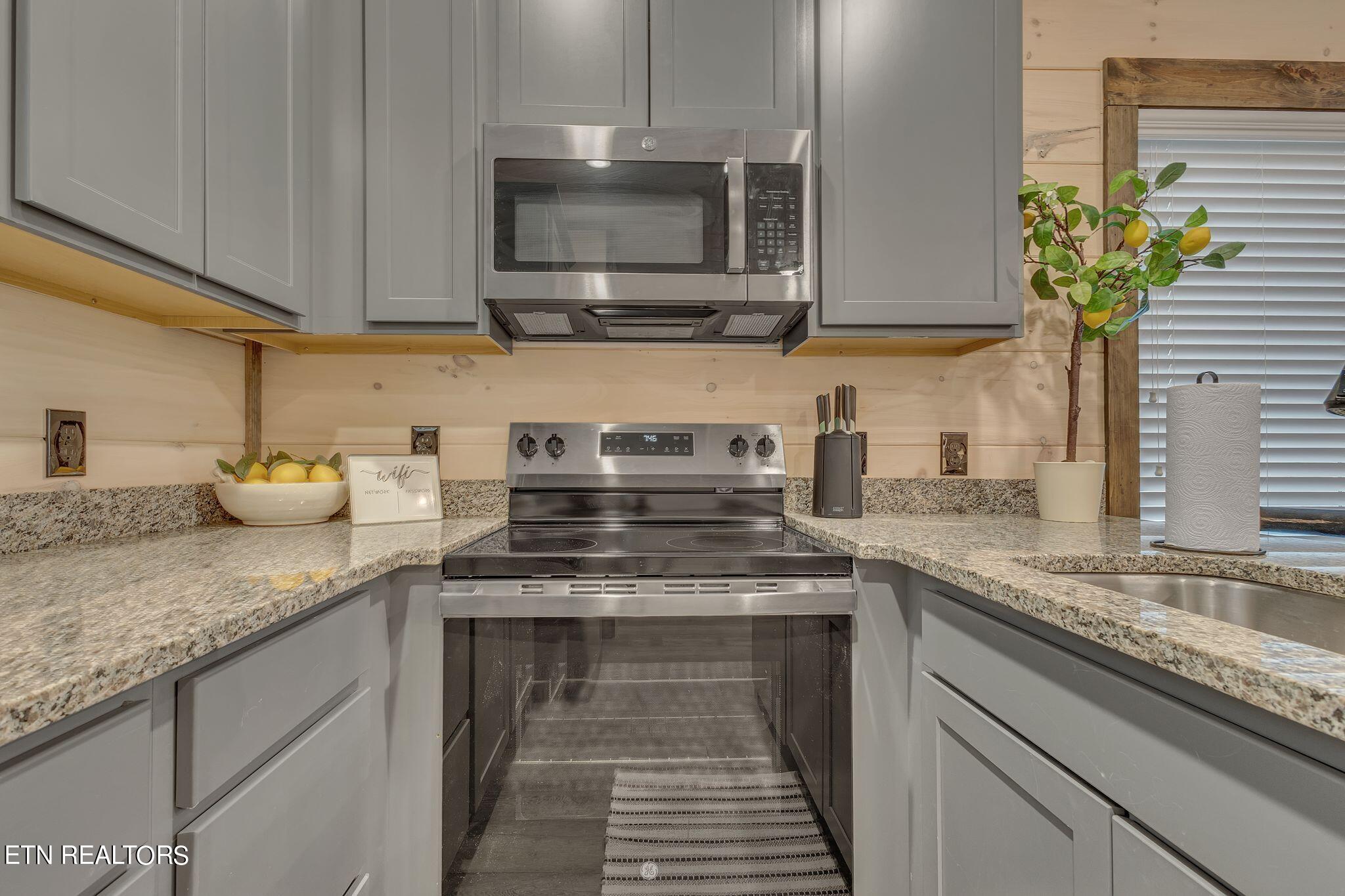 2017 Myrtle Way, Lot 8