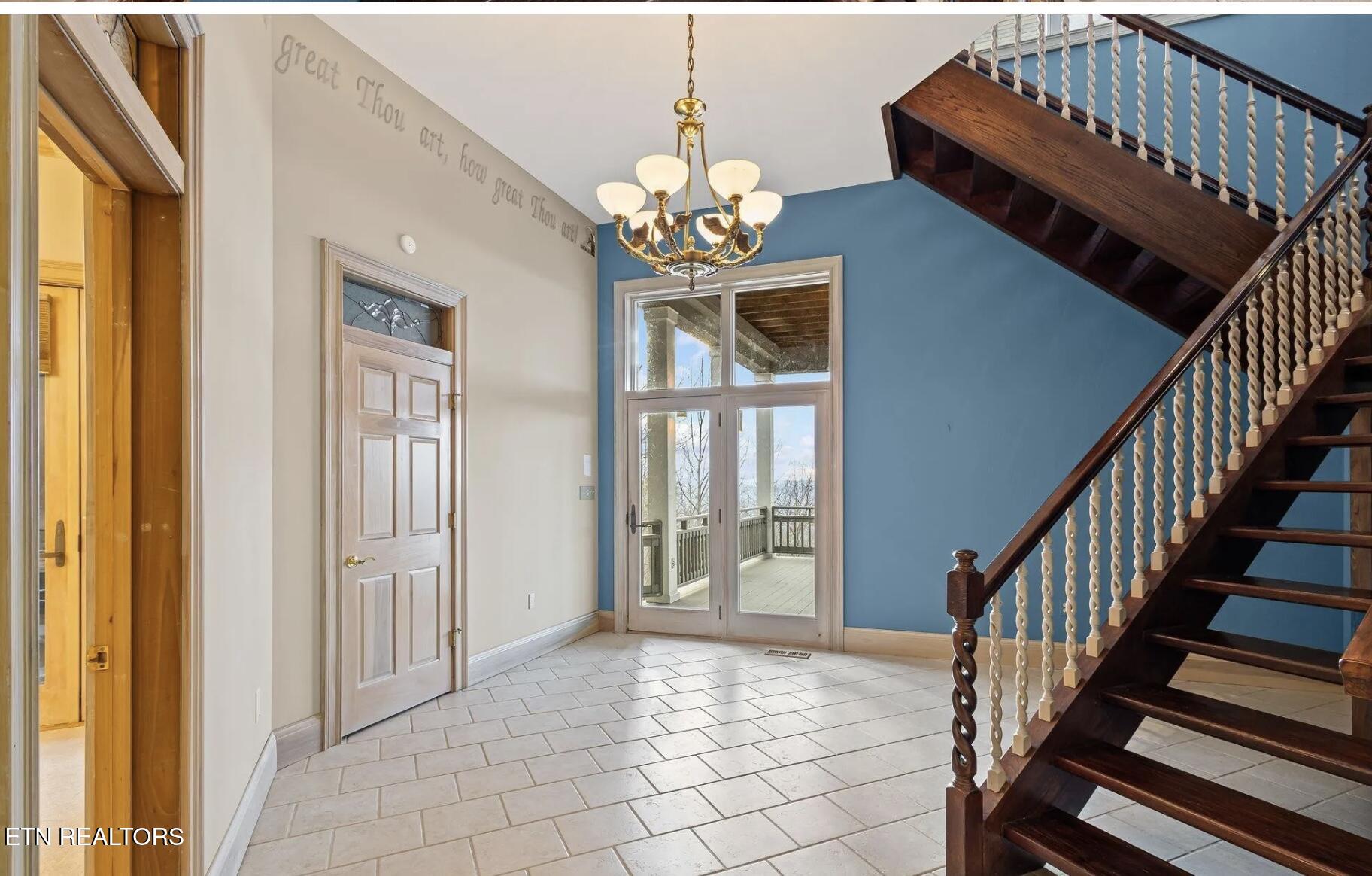 1169 Little Round Top Way