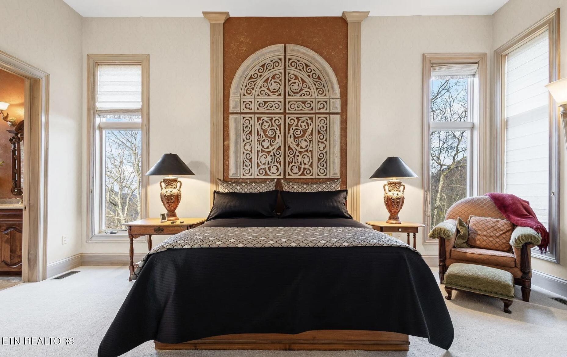 1169 Little Round Top Way