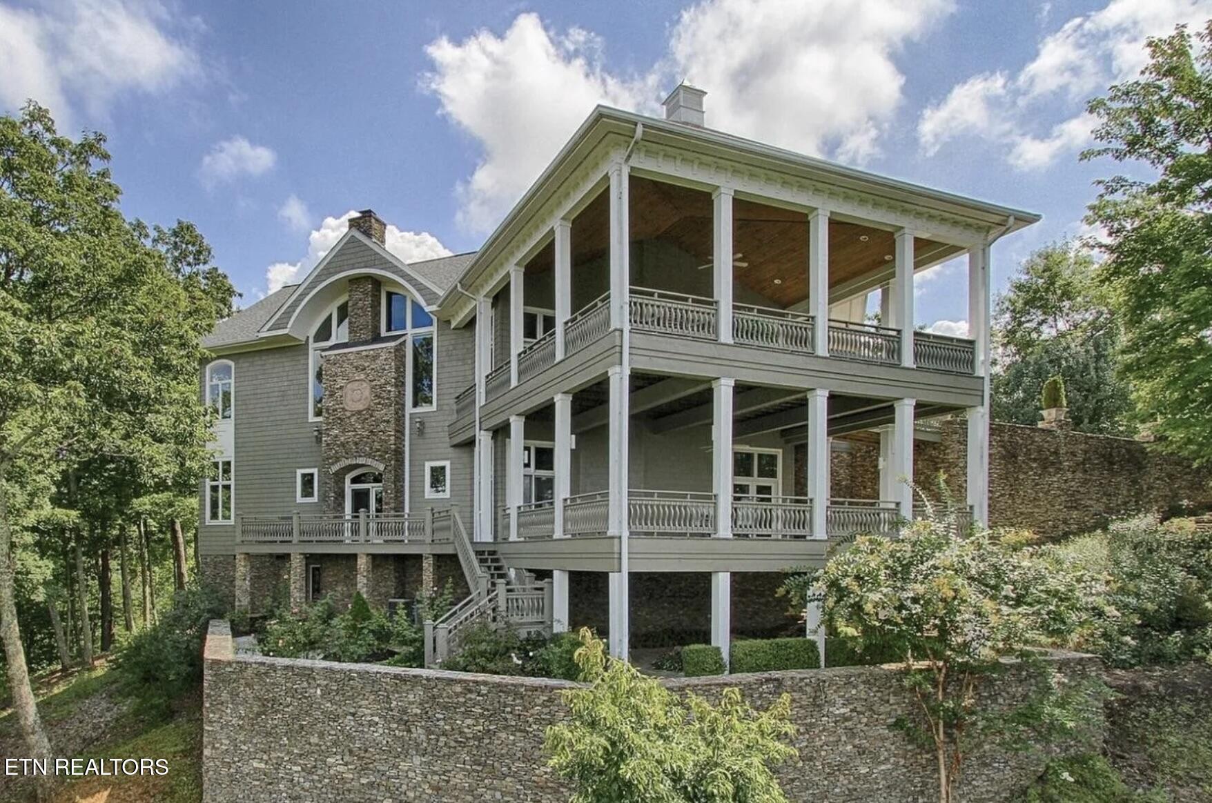 1169 Little Round Top Way