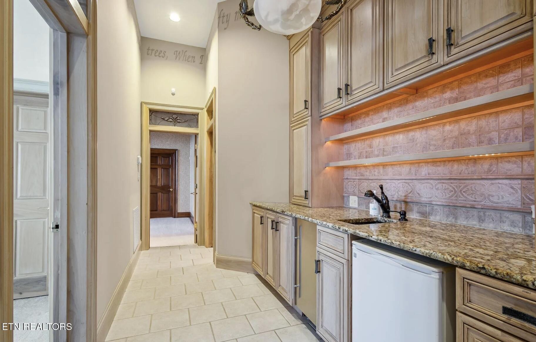 1169 Little Round Top Way