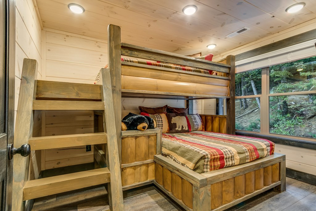 302 Rambling Creek Way Way