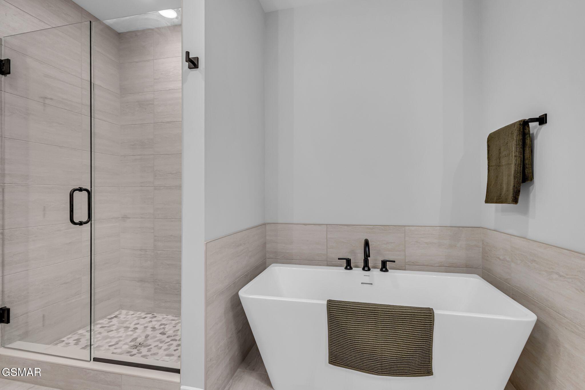 2504 Golden Trout Drive Drive Unit: Lot 115