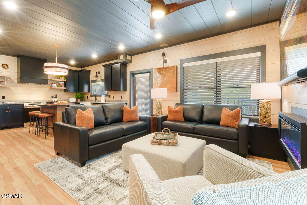 629 Summer Valley Way Unit: LOT 7