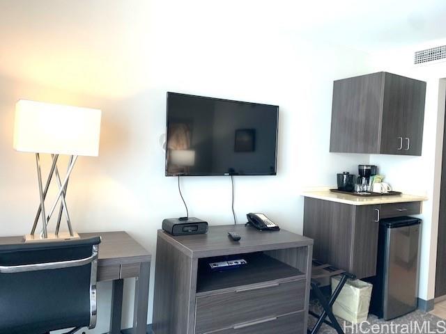 1850 Ala Moana Boulevard Unit: 305