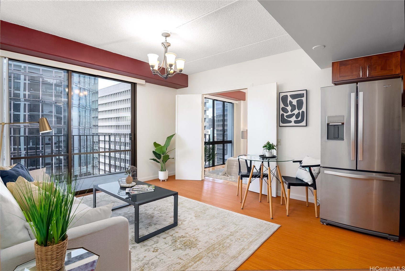 225 Queen Street 22E
