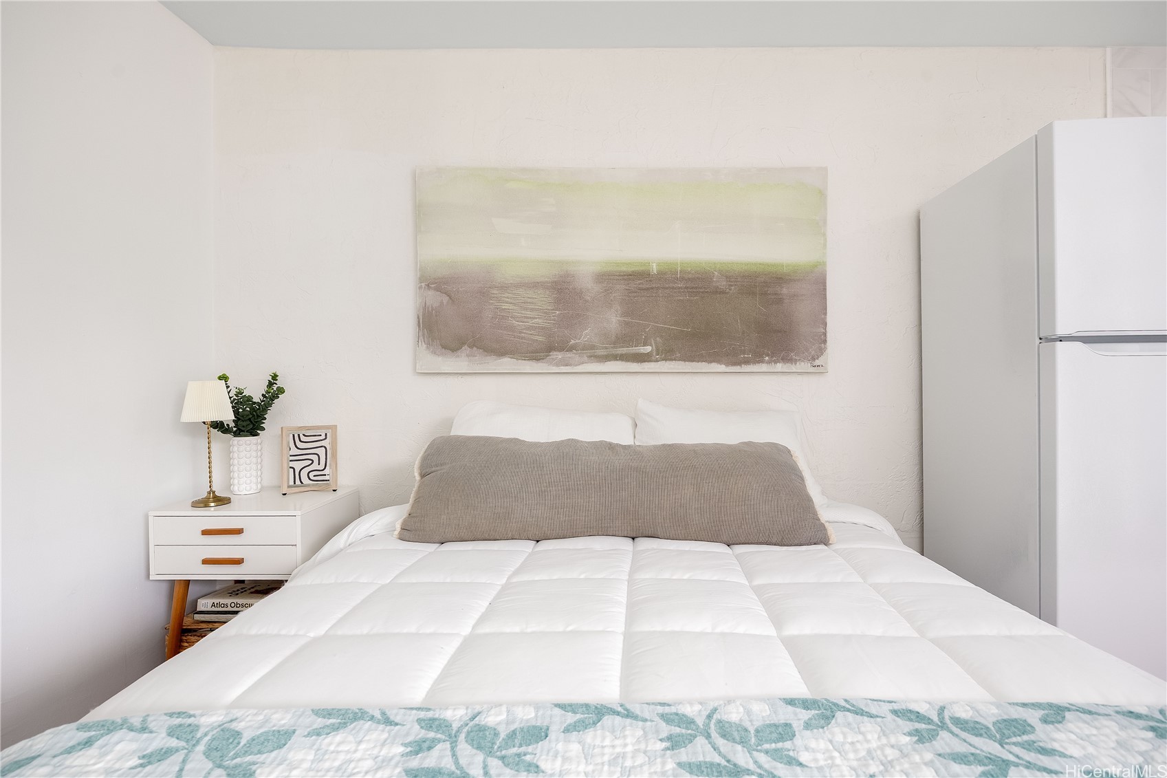 441 Lewers Street 301