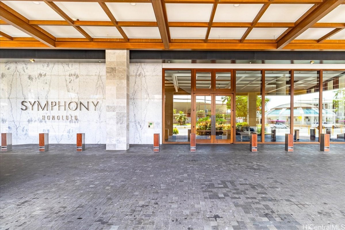 888 Kapiolani Boulevard 1512