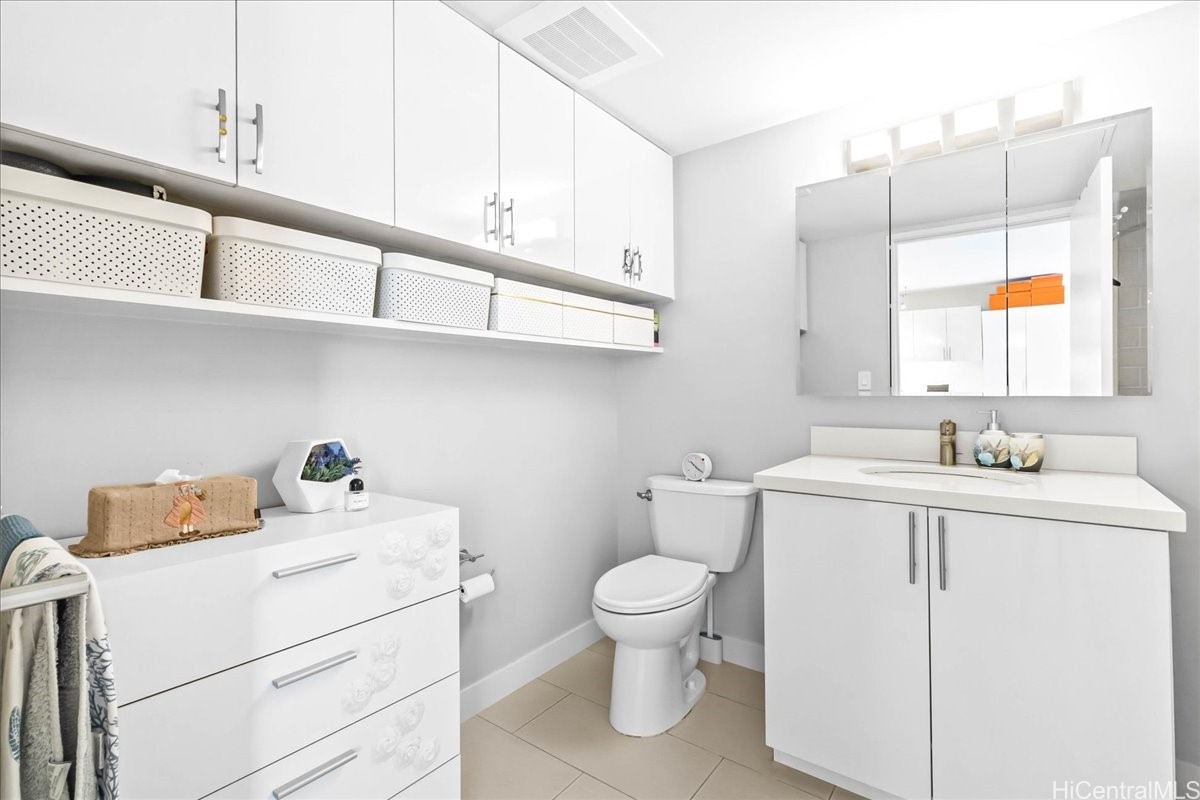 888 Kapiolani Boulevard 1512