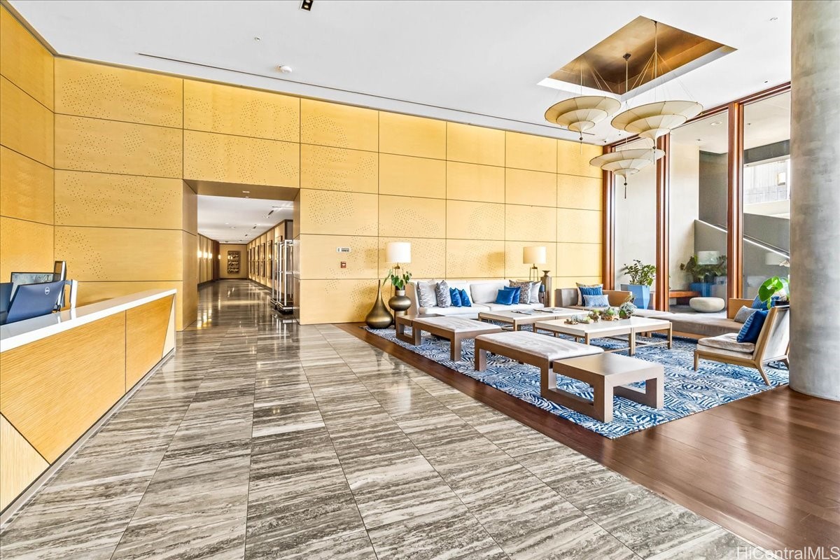 888 Kapiolani Boulevard 1512