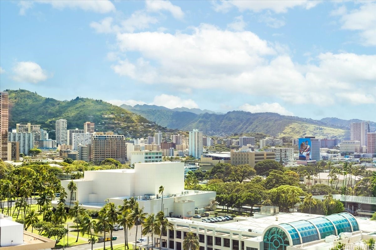 888 Kapiolani Boulevard 1512
