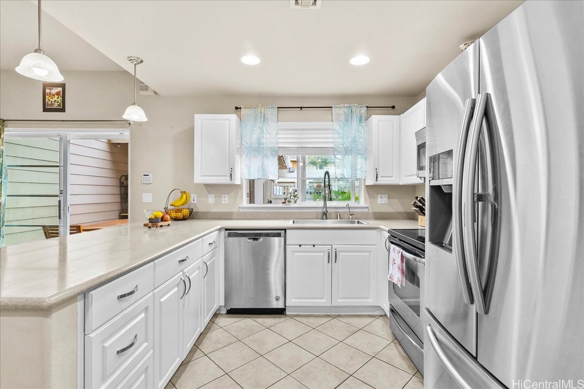 1180 Kakala Street 608