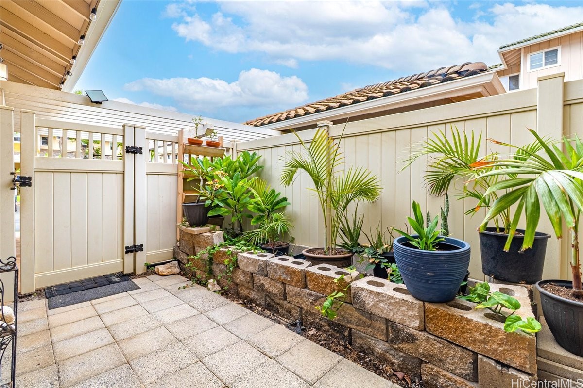 1180 Kakala Street 608