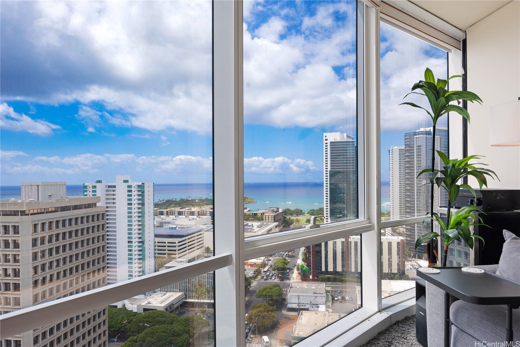 1296 Kapiolani Boulevard II3203