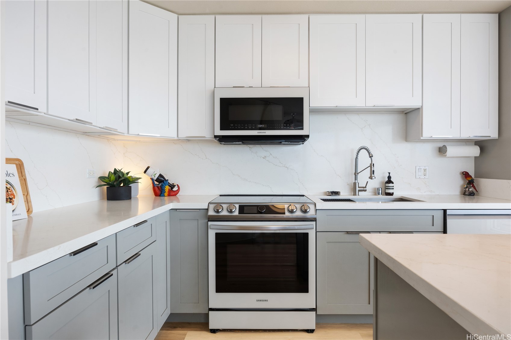 1296 Kapiolani Boulevard II3203