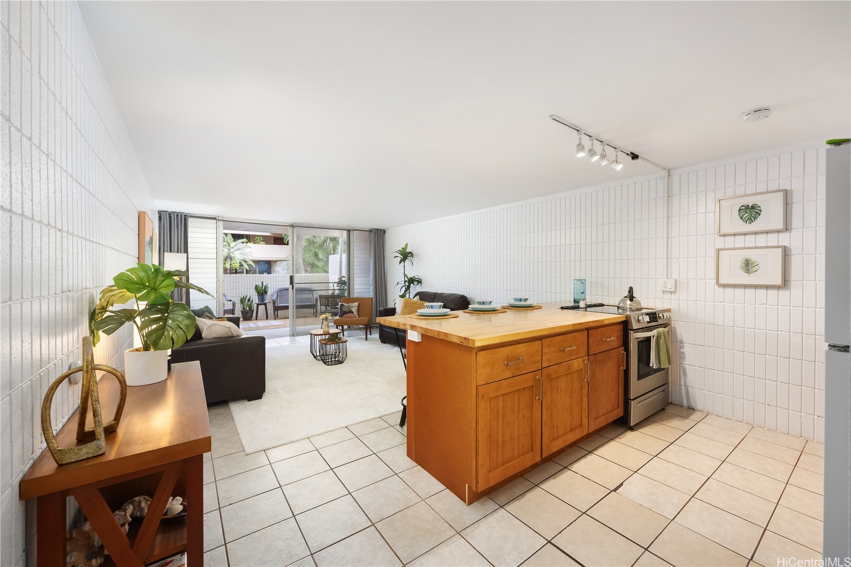 68-55 Akule Street 101