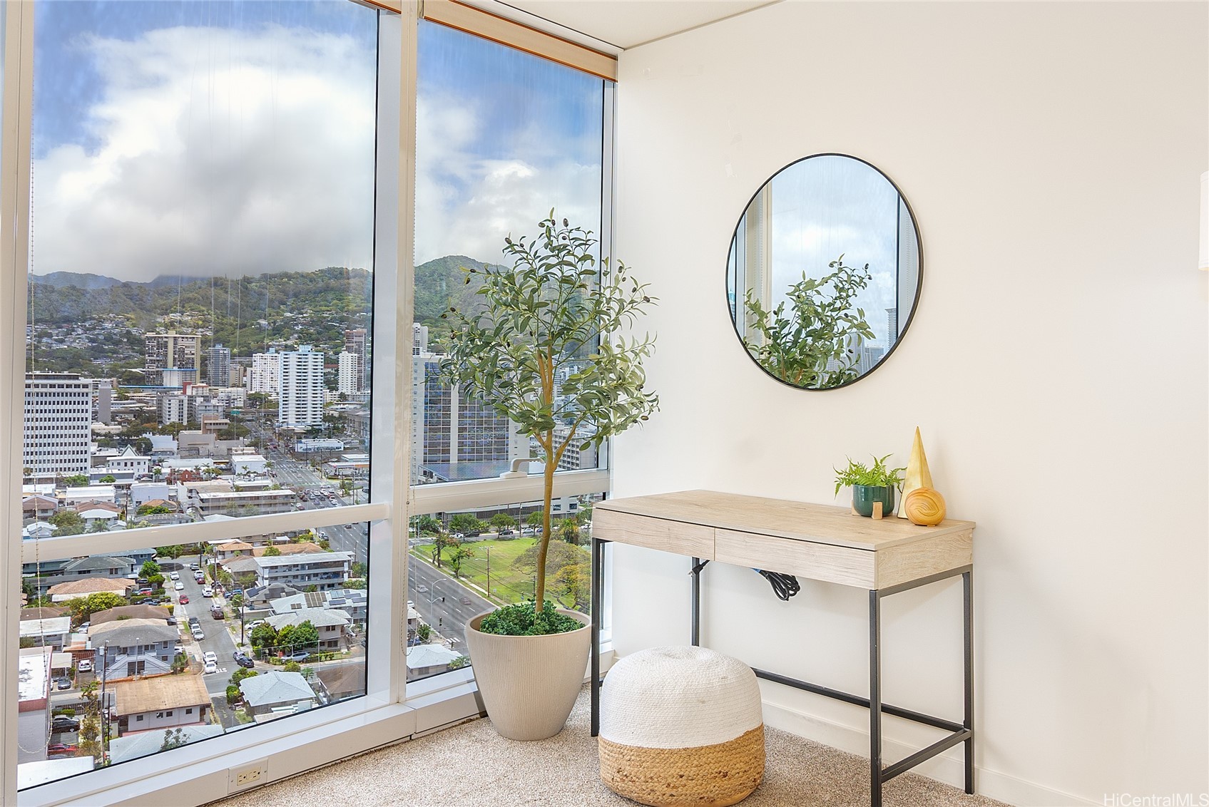 1296 Kapiolani Boulevard II2309