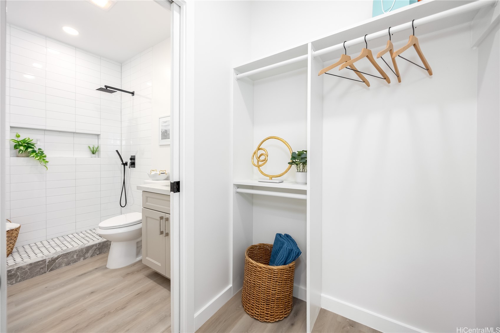 84-1036 Farrington Highway B