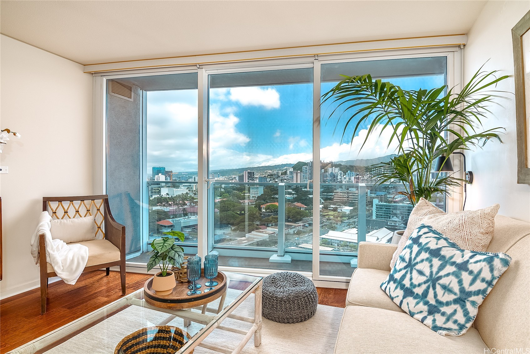 1296 Kapiolani Boulevard II2309