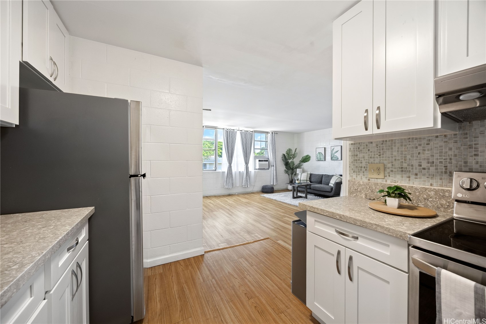 98-1032 Moanalua Road 3-305