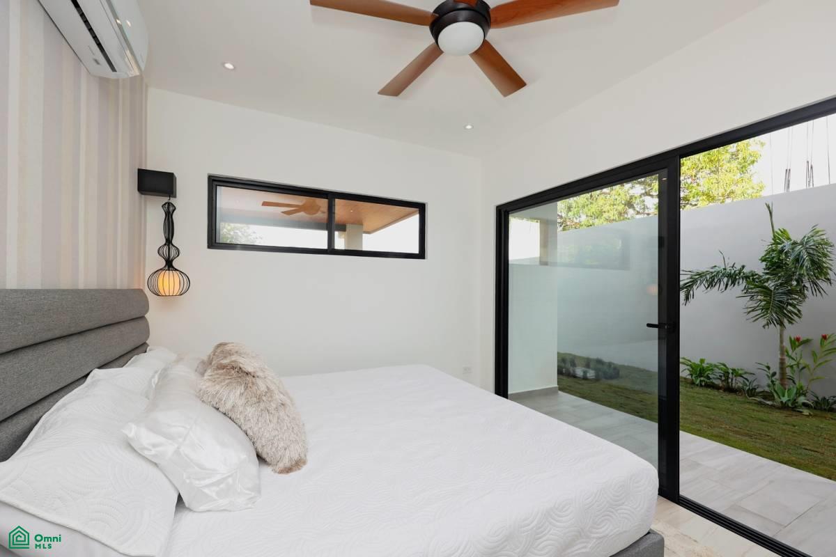 Modern 4BR Home with Private Pool | Walk to Whale Tail Beach