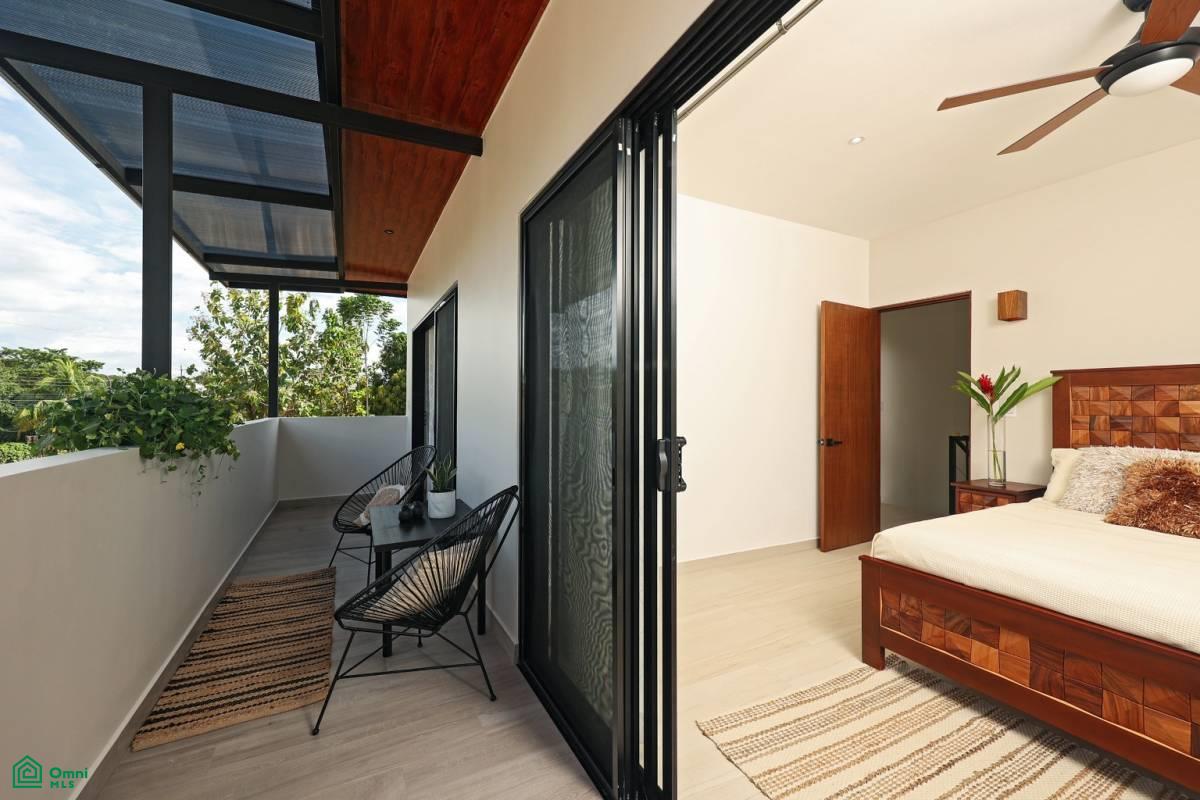 Modern 4BR Home with Private Pool | Walk to Whale Tail Beach