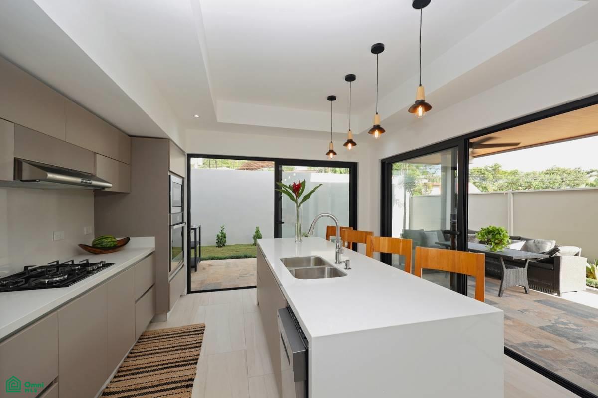 Modern 4BR Home with Private Pool | Walk to Whale Tail Beach