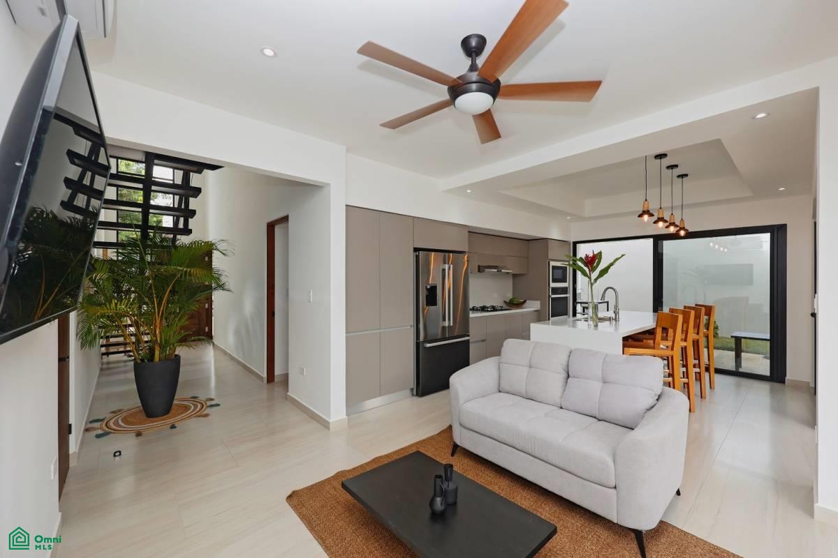 Modern 4BR Home with Private Pool | Walk to Whale Tail Beach