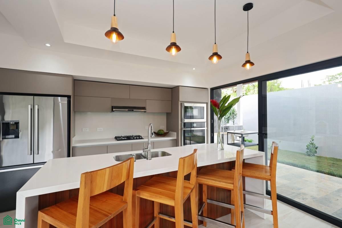Modern 4BR Home with Private Pool | Walk to Whale Tail Beach
