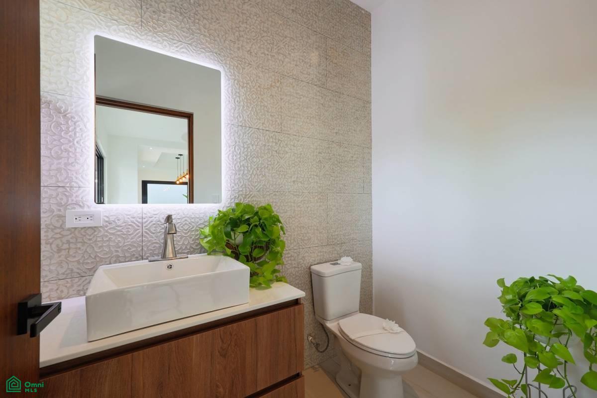 Modern 4BR Home with Private Pool | Walk to Whale Tail Beach