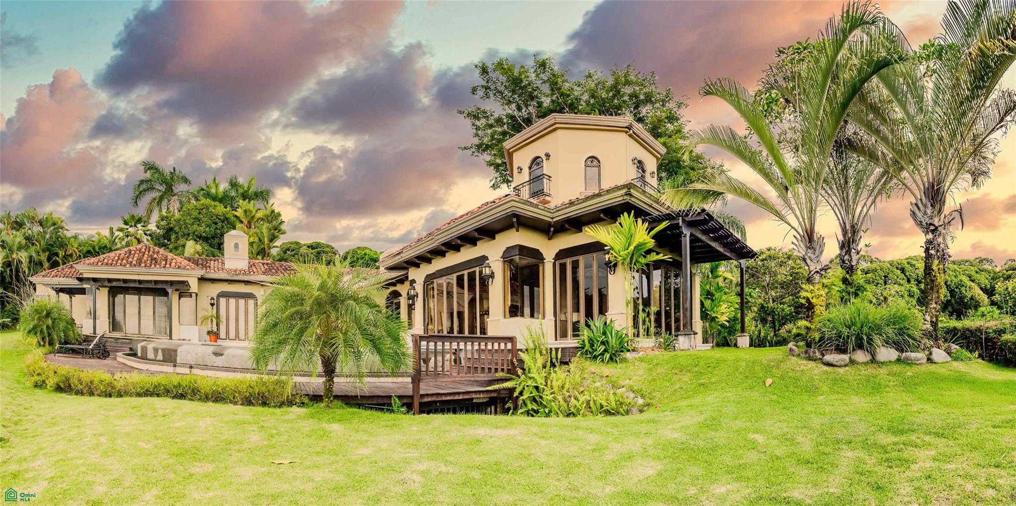 Sunset House, Las Olas , Dominical