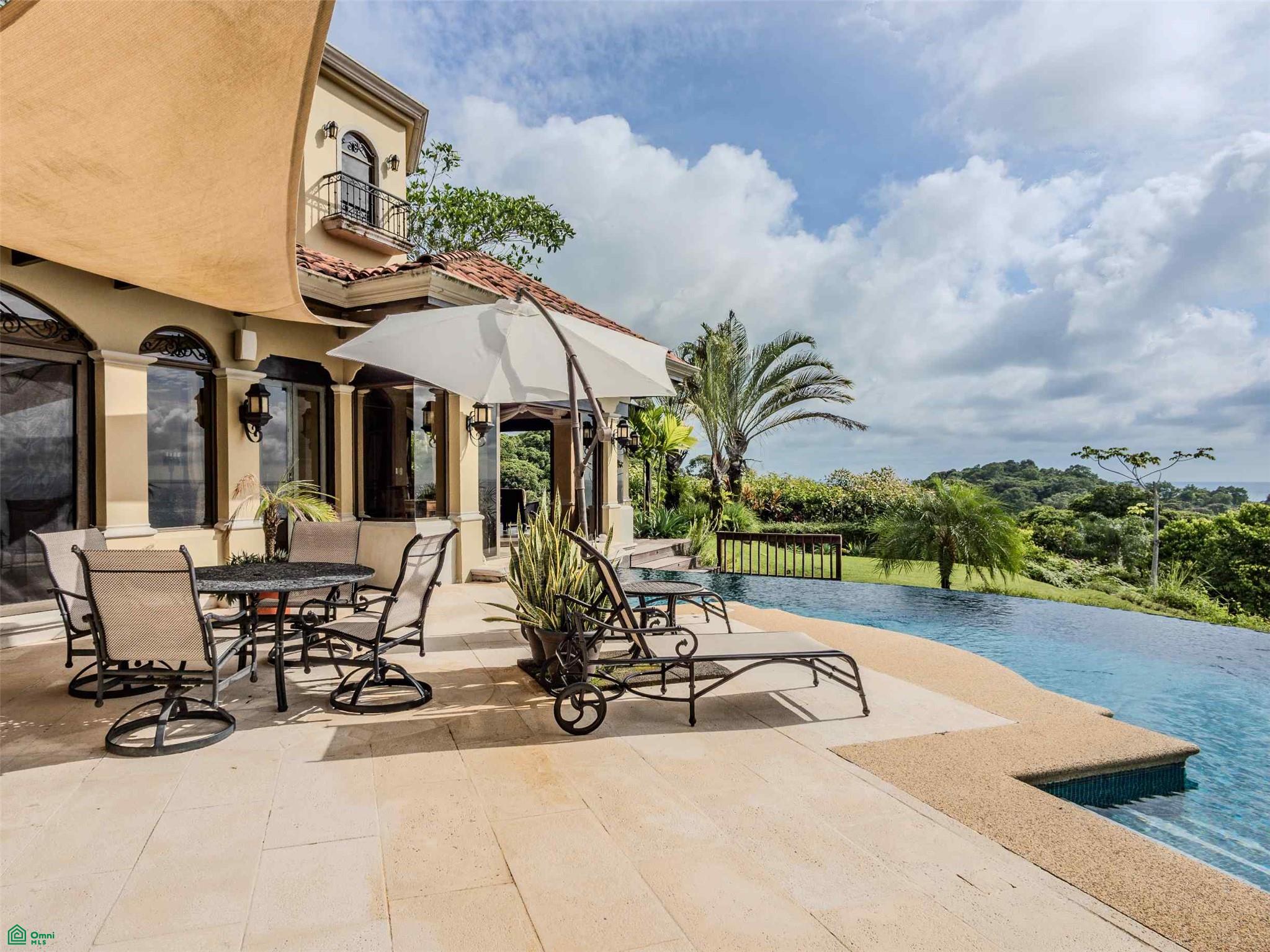 Sunset House, Las Olas , Dominical