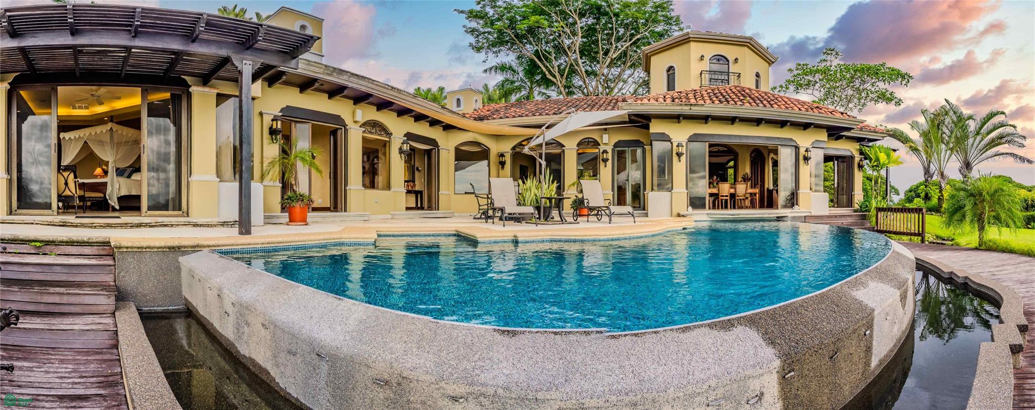 Sunset House, Las Olas , Dominical