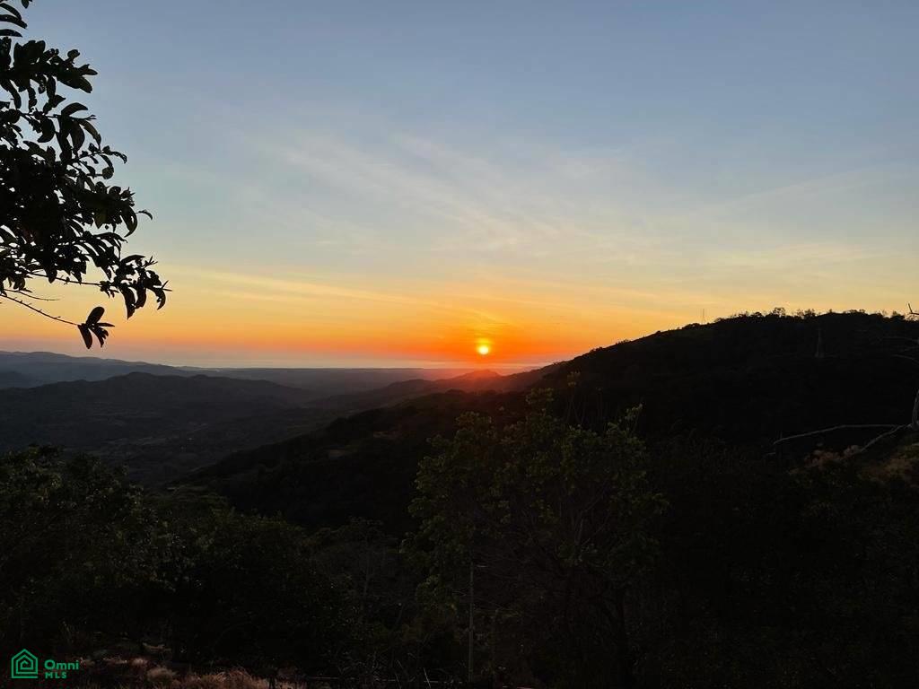 Prime Finca Vista Atenas, 123 Acres 