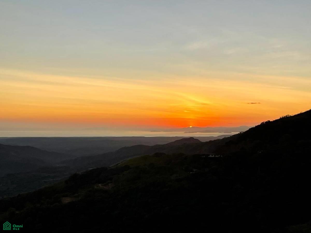 Prime Finca Vista Atenas, 123 Acres 