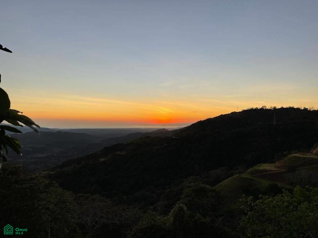 Prime Finca Vista Atenas, 123 Acres 