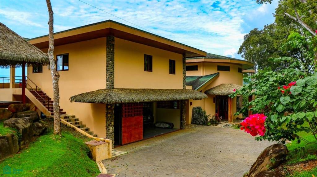 Luxury Estate for Sale in Uvita – Monkey Ranch with Waterfall, Jungle & Ocean Views