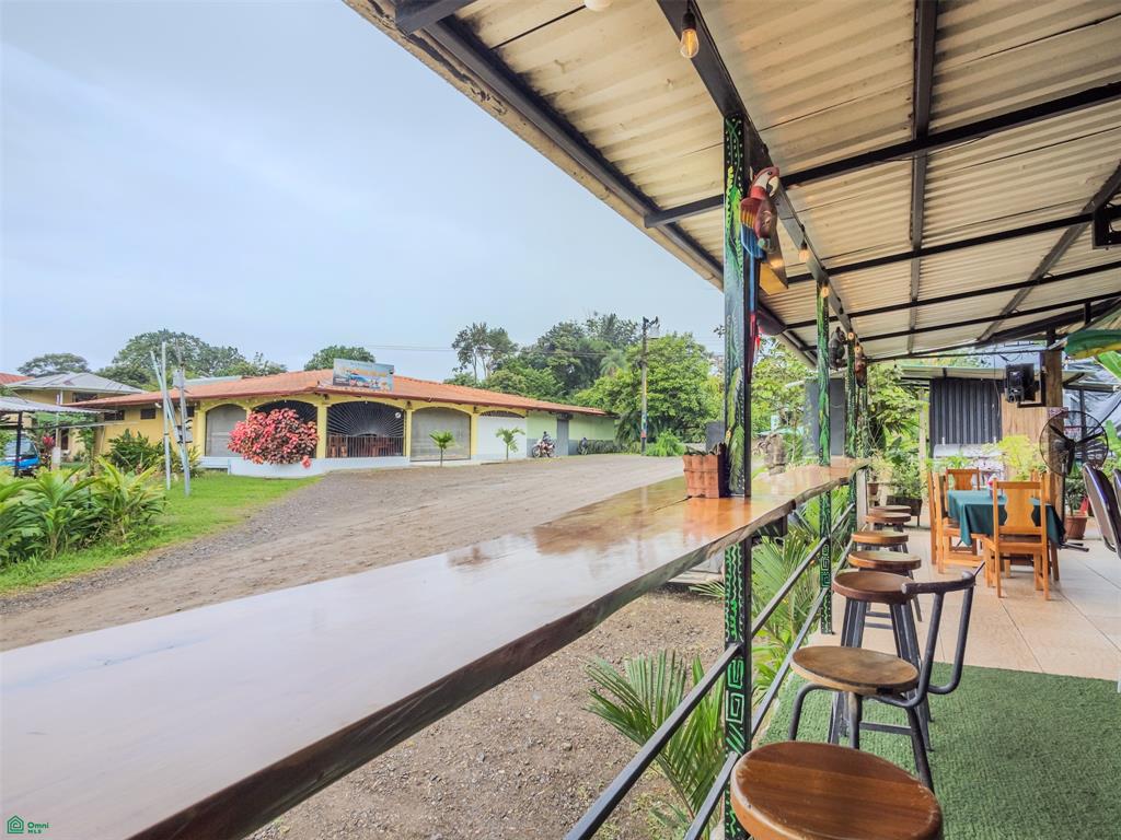 Marea Alta Restaurante | Turn-Key Restaurant for Sale with Land in Bahía Drake, Costa Rica