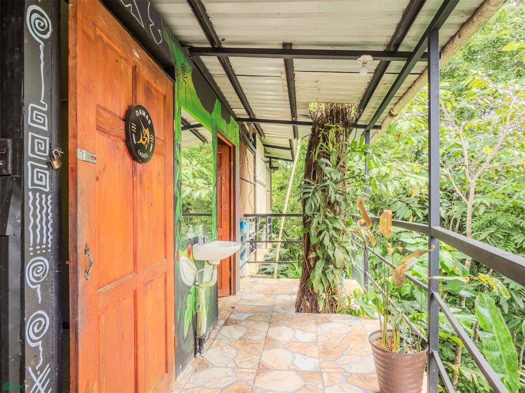 Marea Alta Restaurante | Turn-Key Restaurant for Sale with Land in Bahía Drake, Costa Rica